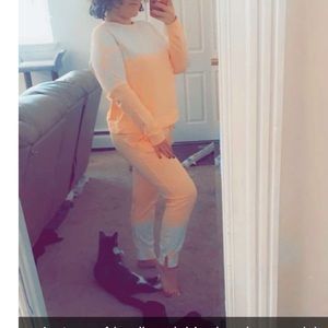 Orange/white sweatsuit